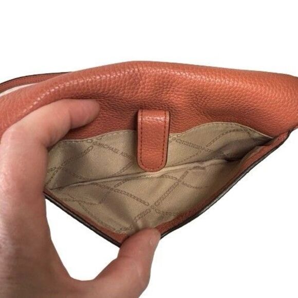 Michael Kors Mott Phone Wallet Crossbody Bag Sunset Peach Pink Pebble Leather - Picture 15 of 16